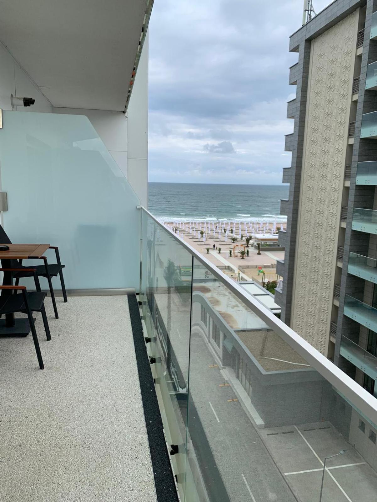 White Tower Mamaia Prestige Apartments Exterior foto